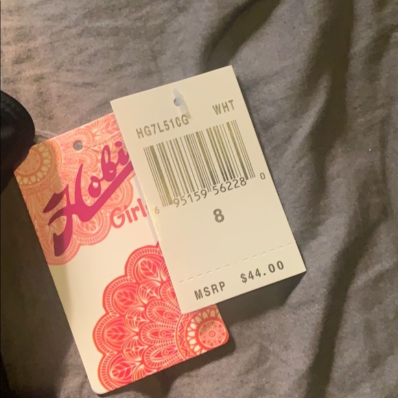 Bikini - Picture 2 of 3